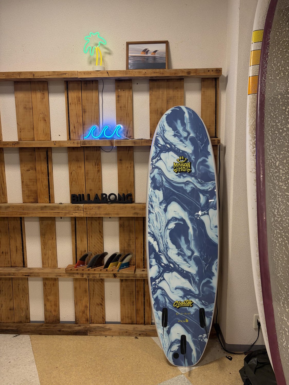 COASTER 6’6 6’6 × 22 × 3 7/16