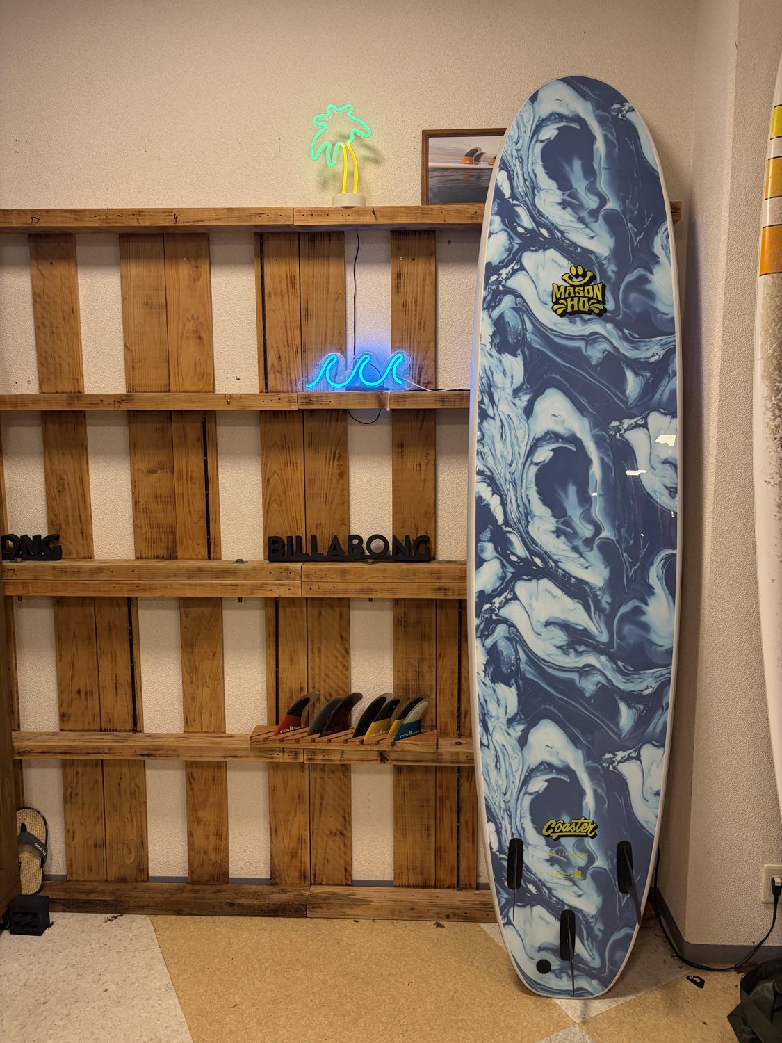 COASTER 8’6 8’6 × 23 × 3 5/8